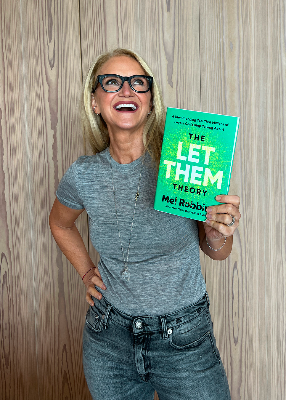 The Let Them Theory: A Life-Changing Tool That Millions of People Can't Stop Talking About