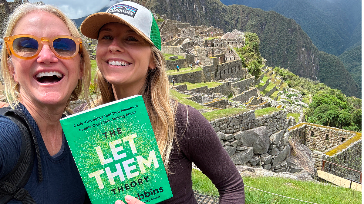 The Let Them Theory: A Life-Changing Tool That Millions of People Can't Stop Talking About